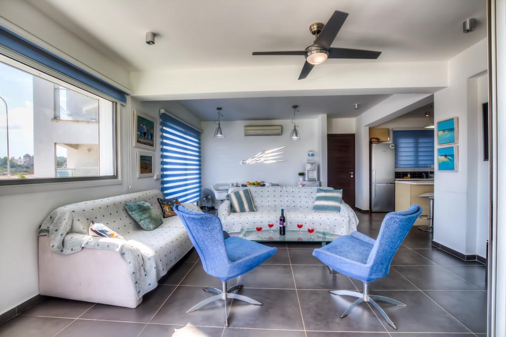Beachfront Trident Protaras Exterior foto